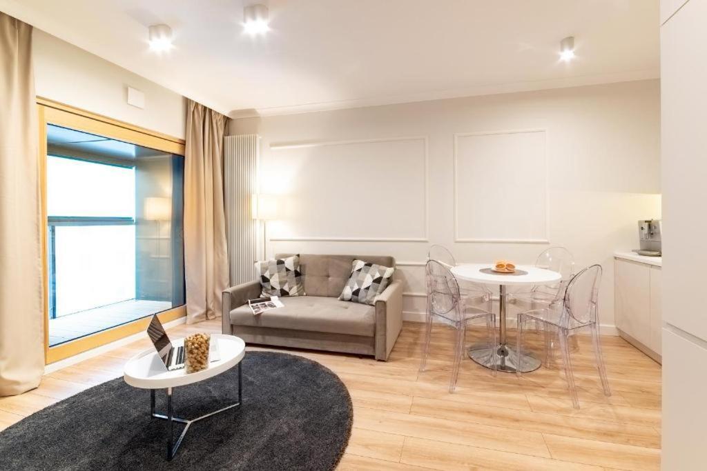 Mennica Residence Luxury Location Warsaw Ngoại thất bức ảnh